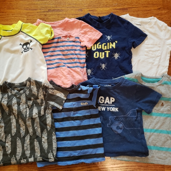 GAP Other - Baby Gap Old Navy Bundle of 2T SS Tees